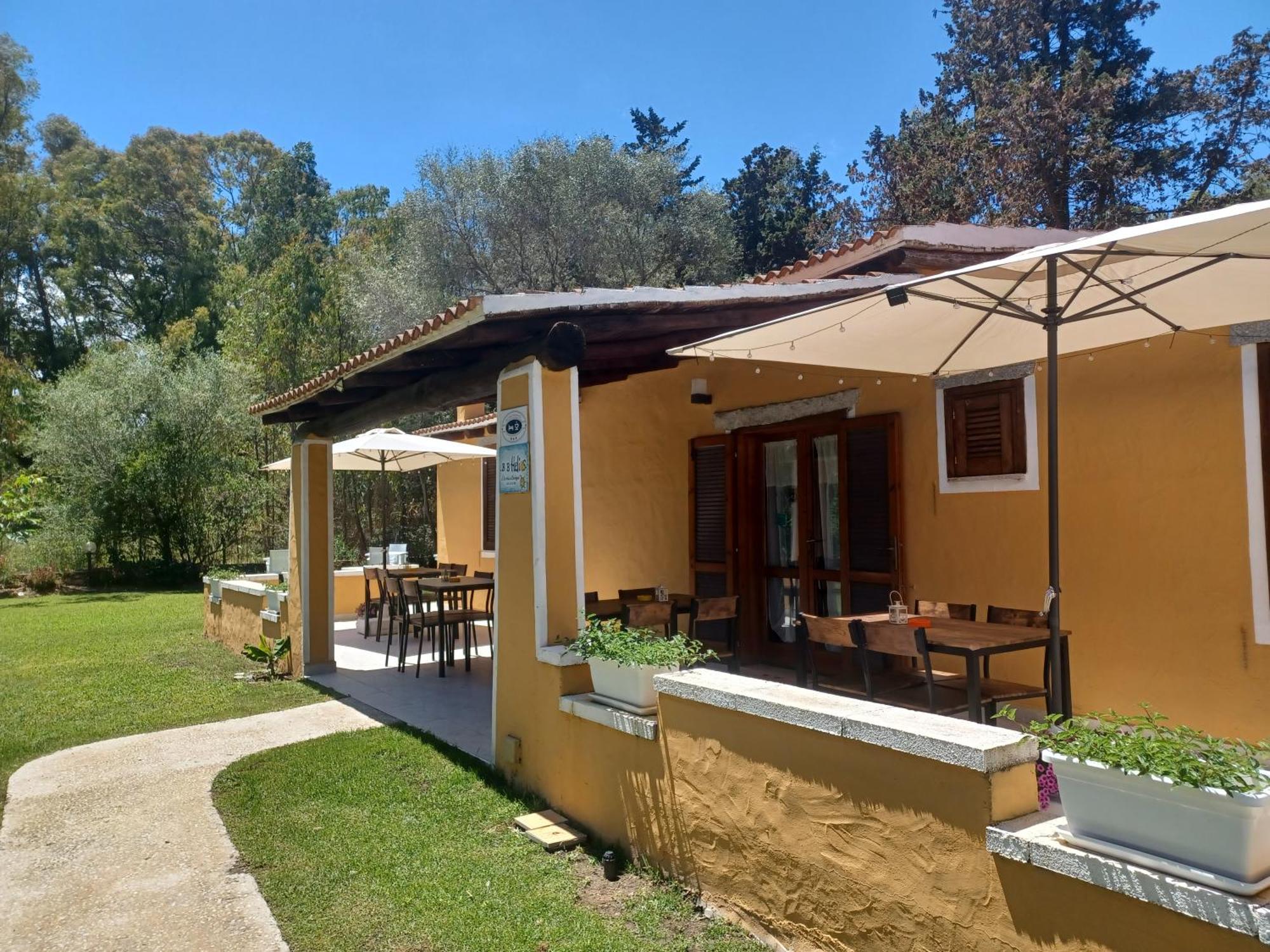 B&B Helios Il Tuo Relax In Sardegna Сан Теодоро Екстериор снимка